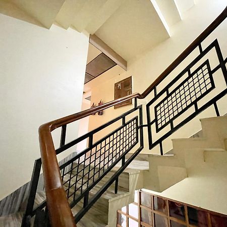 Hotel Shivam ! Varanasi होटल शिवम హోటల్ శివం ஹோட்டல் சிவம் Foreigner'S Choice ! Fully Air-Conditioned Hotel With Lift & Parking Availability, Near Kashi Vishwanath Temple, And Ganga Ghat, Best Hotel In Varanasi 2 エクステリア 写真